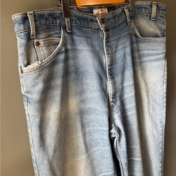 Signature Levi Strauss flex, W44xL32 men’s light washed straight leg denim jean. - Picture 3 of 8